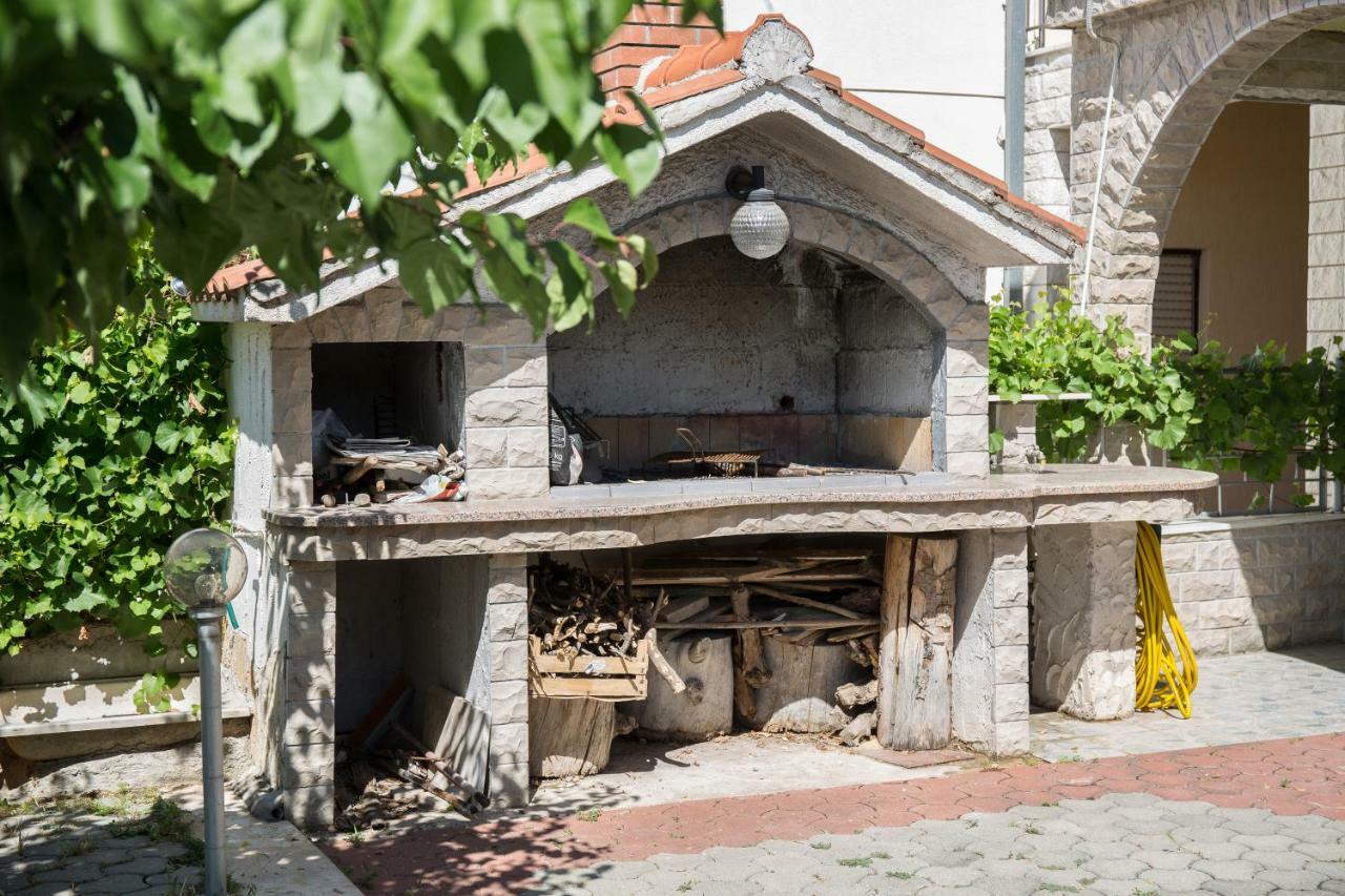 Villa Curic Kastela Exterior photo